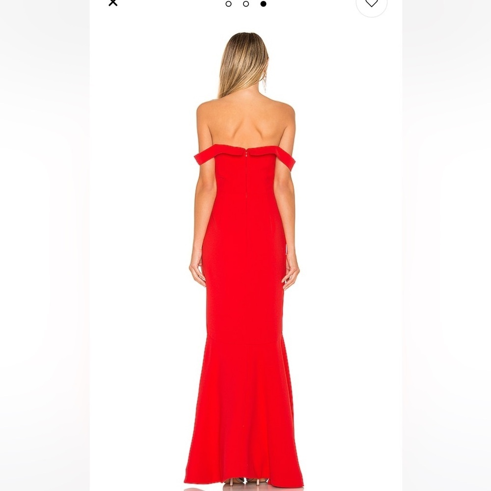 NBD NWT  REVOLVE Maracuya gown in redsize small Sexy off shoulder cut out leg - Picture 4 of 8